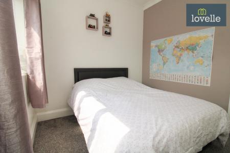 3 bedroom End of terrace house for sale in Roberts Street, Grimsby, DN32
