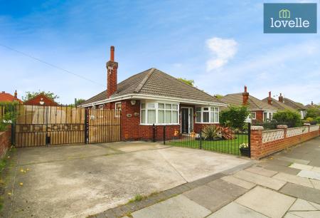 2 bedroom Detached bungalow for sale in Barry Avenue, Grimsby, DN34