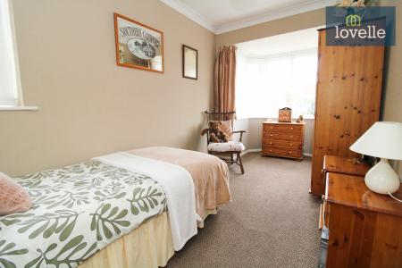 2 bedroom Detached bungalow for sale in Barry Avenue, Grimsby, DN34