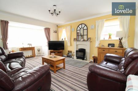 2 bedroom Detached bungalow for sale in Barry Avenue, Grimsby, DN34