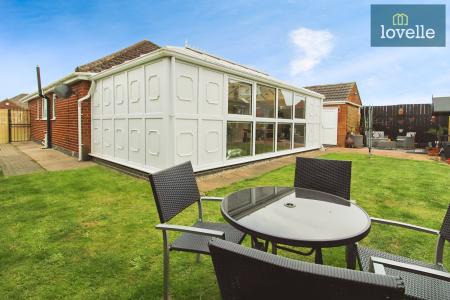 2 bedroom Detached bungalow for sale in Barry Avenue, Grimsby, DN34