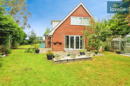 3 bedroom Detached house for sale in Fen Lane, Grainthorpe, LN11