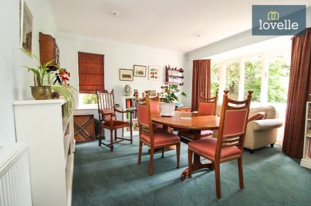 3 bedroom Detached bungalow for sale in Welholme Avenue, Grimsby, DN32