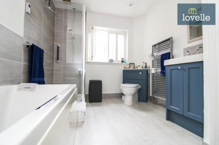 3 bedroom Detached bungalow for sale in Welholme Avenue, Grimsby, DN32