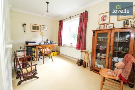 3 bedroom Detached bungalow for sale in Welholme Avenue, Grimsby, DN32