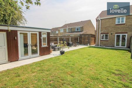 3 bedroom Semi-detached house for sale in Fulmar Drive, Louth, LN11