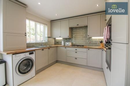 3 bedroom Semi-detached house for sale in Fulmar Drive, Louth, LN11