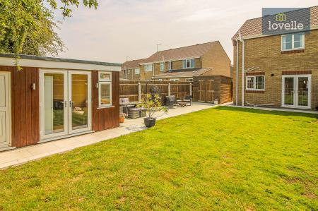 3 bedroom Semi-detached house for sale in Fulmar Drive, Louth, LN11