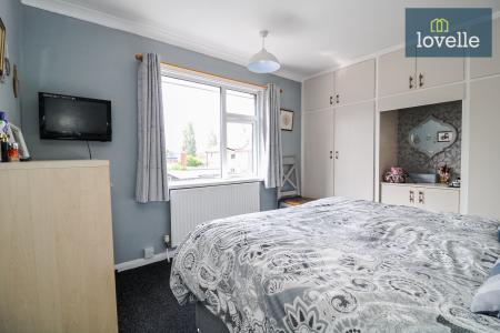 3 bedroom Terraced House for sale in Runswick Road, Grimsby, DN32
