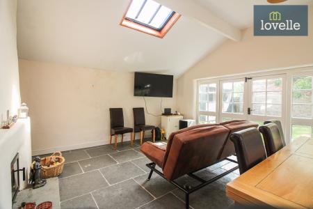 4 bedroom Detached house for sale in Mill Lane, Legbourne, LN11