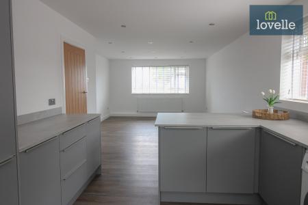 3 bedroom Detached house for sale in Wragholme Road, Grainthorpe, LN11