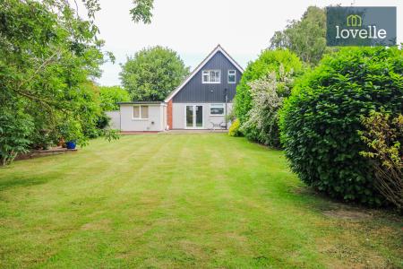 3 bedroom Detached house for sale in Wragholme Road, Grainthorpe, LN11