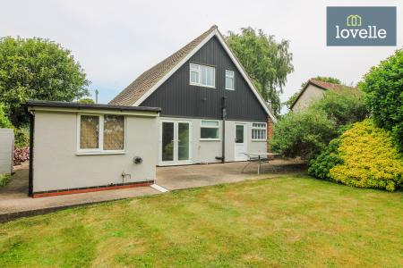 3 bedroom Detached house for sale in Wragholme Road, Grainthorpe, LN11