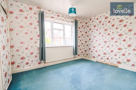 4 bedroom Detached house for sale in Abbey Drive West, Grimsby, DN32