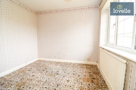 4 bedroom Detached house for sale in Abbey Drive West, Grimsby, DN32