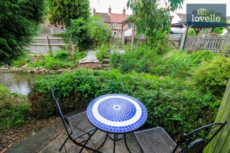 3 bedroom Terraced House for sale in Alexandra Road, Louth, LN11