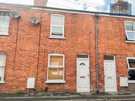 3 bedroom Terraced House for sale in Alexandra Road, Louth, LN11
