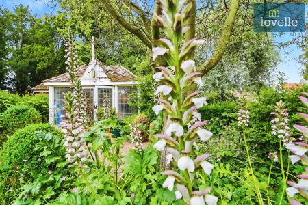 5 bedroom Bungalow for sale in Waltham Road, Brigsley, DN37