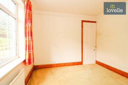 5 bedroom Bungalow for sale in Waltham Road, Brigsley, DN37