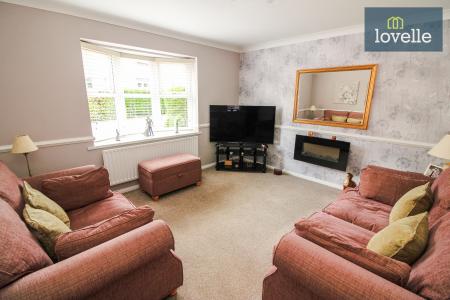 3 bedroom Detached house for sale in Eresbie Road, Louth, LN11