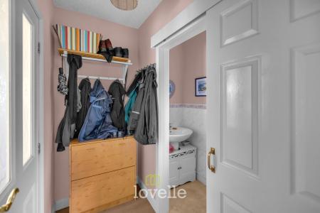 4 bedroom Detached house for sale in Waltham Road, Scartho, Grimsby, DN33