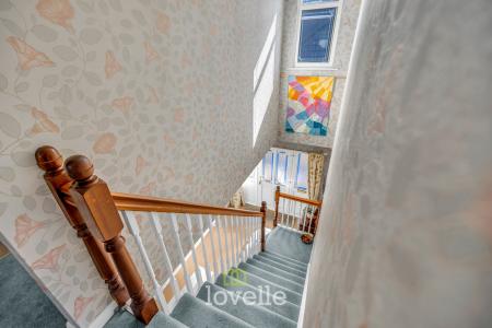 4 bedroom Detached house for sale in Waltham Road, Scartho, Grimsby, DN33