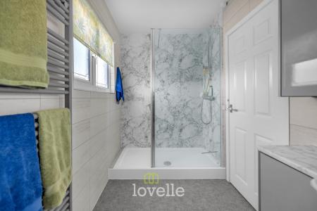 4 bedroom Detached house for sale in Waltham Road, Scartho, Grimsby, DN33