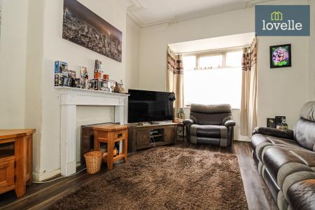 2 bedroom Terraced House for sale in Hainton Avenue, Grimsby, DN32
