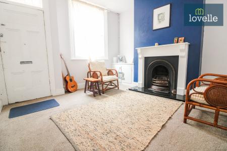3 bedroom End of terrace house for sale in Queen Street, Louth, LN11