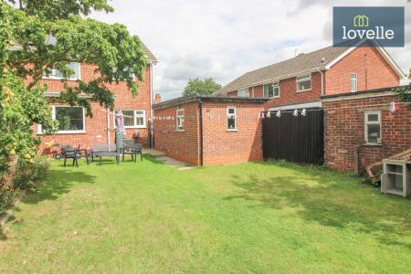 3 bedroom Semi-detached house for sale in Lime Grove, Louth, LN11