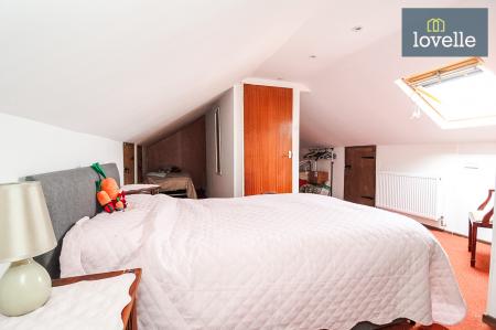 3 bedroom Semi-detached bungalow for sale in Westwood Road, Healing, DN41