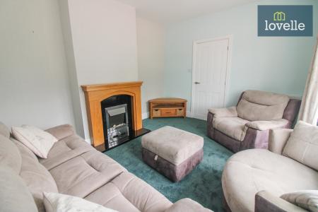4 bedroom Detached bungalow for sale in Furze Lane, Legbourne, LN11