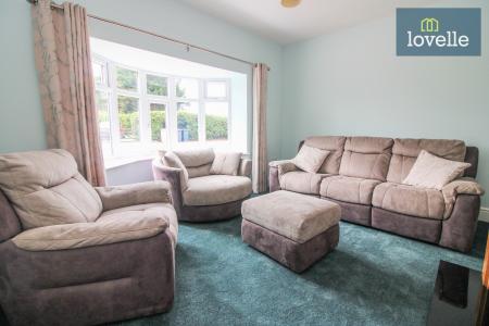 4 bedroom Detached bungalow for sale in Furze Lane, Legbourne, LN11