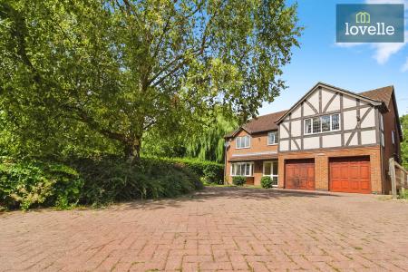 5 bedroom Detached house for sale in Nooking Lane, Aylesby, DN37