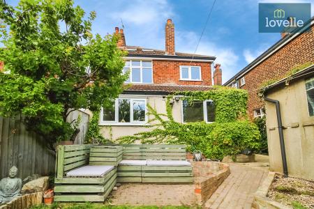 3 bedroom Semi-detached house for sale in Cragston Avenue, Grimsby, DN33