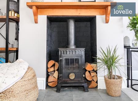 3 bedroom Semi-detached house for sale in Cragston Avenue, Grimsby, DN33