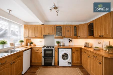 3 bedroom Semi-detached house for sale in Hazel Grove, Louth, LN11