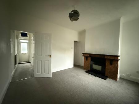 3 bedroom Terraced House for sale in Heneage Road, Grimsby, DN32