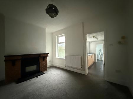 3 bedroom Terraced House for sale in Heneage Road, Grimsby, DN32