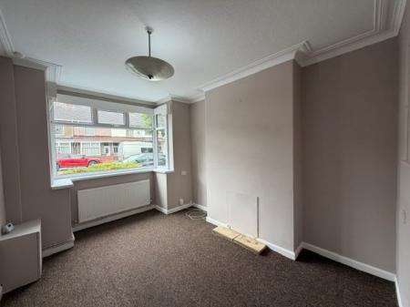 3 bedroom Terraced House to let in Humberstone Road, Grimsby, DN32