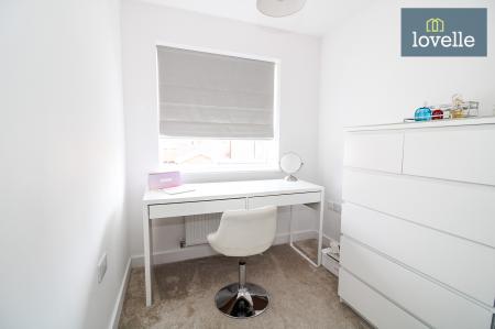 3 bedroom Terraced House for sale in Meadowsweet Way, Healing, DN41