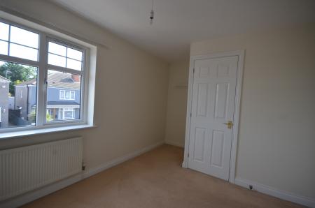 2 bedroom Terraced House to let in Holyoake Road, Grimsby, DN32