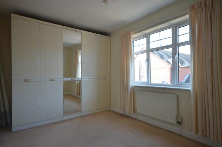 2 bedroom Terraced House to let in Holyoake Road, Grimsby, DN32