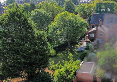 5 bedroom End of terrace house for sale in Abbey Road, Grimsby, DN32