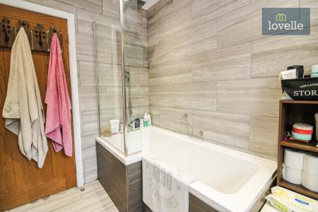 2 bedroom Semi-detached bungalow for sale in Jubilee Road, North Somercotes, LN11