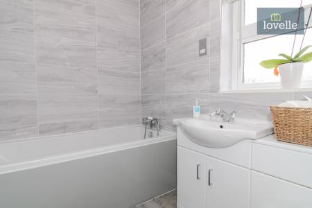 4 bedroom Detached house for sale in Stroykins Close, Grimsby, DN34