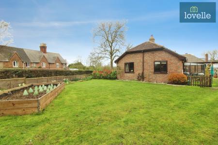 2 bedroom Detached bungalow for sale in Main Road, Saltfleet, LN11