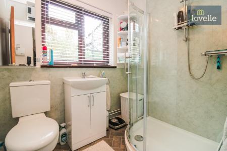 2 bedroom Detached bungalow for sale in Main Road, Saltfleet, LN11