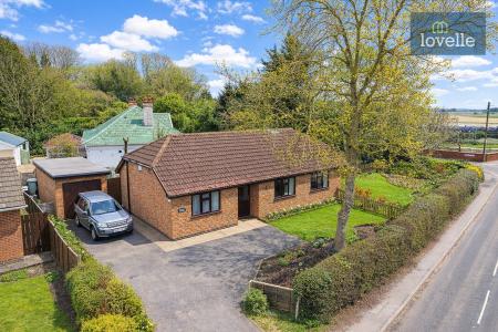 2 bedroom Detached bungalow for sale in Main Road, Saltfleet, LN11