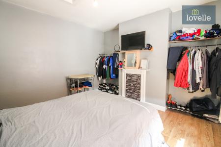 2 bedroom Semi-detached house for sale in St Michaels Road, Louth, LN11